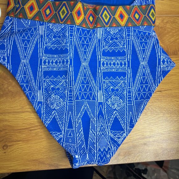 WET Swimwear Halter One Piece Swimsuit Size S Cobalt Aztec Plunging Neckline NWT - Picture 8 of 10